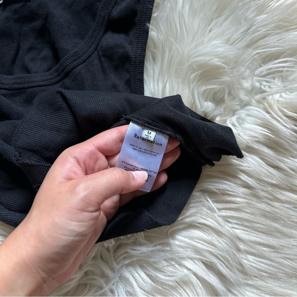 REFORMATION Tasha Cropped Raw Hem Tank In Black - Picture 3 of 3